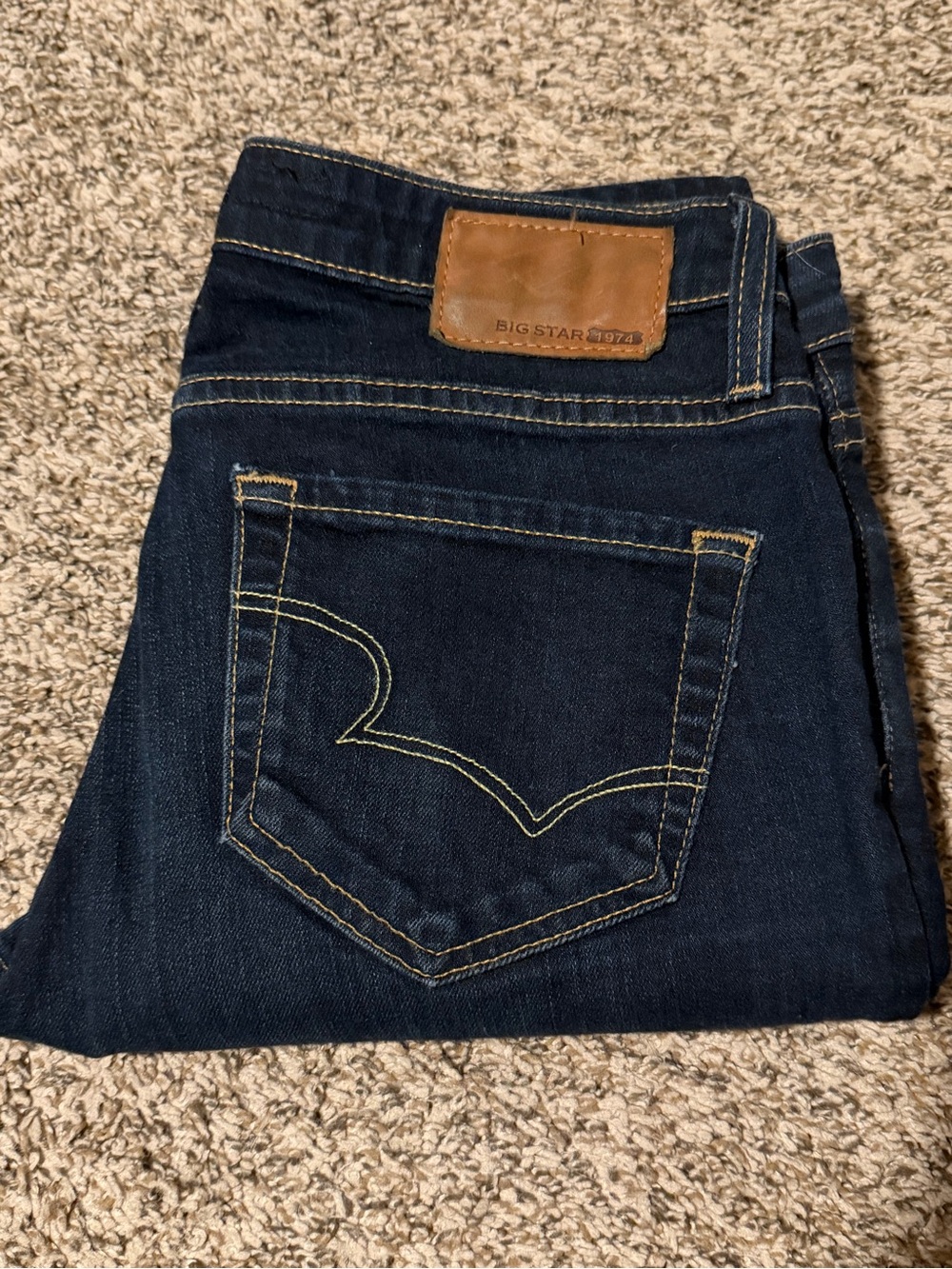 Big Star Dark Wash Skinny Jeans  28W  29L
